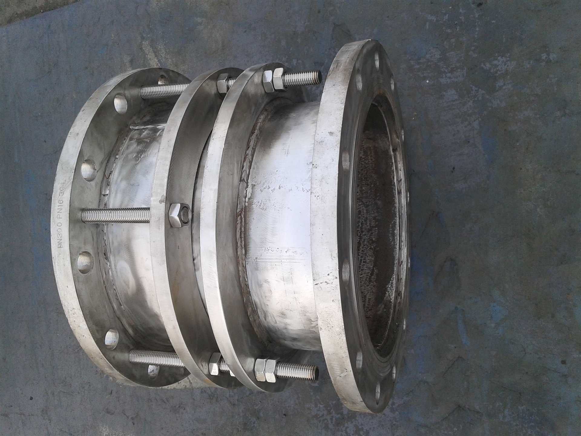 温州市不锈钢双法兰限位伸缩接头厂家技术更新|质美价廉