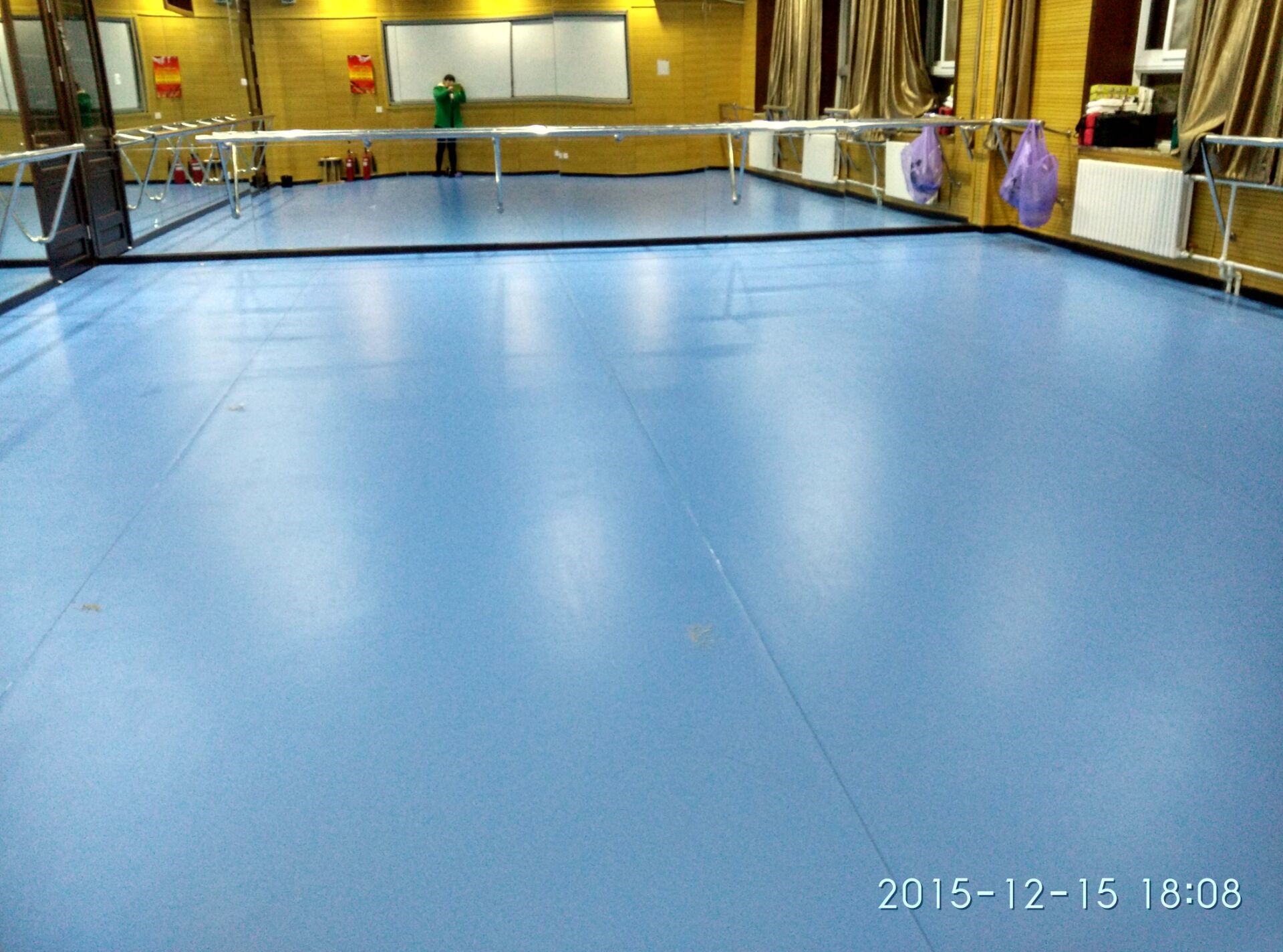 舞蹈学校专用地胶 舞蹈健身房运动地胶图片_高清图-北京欧耐地板有限